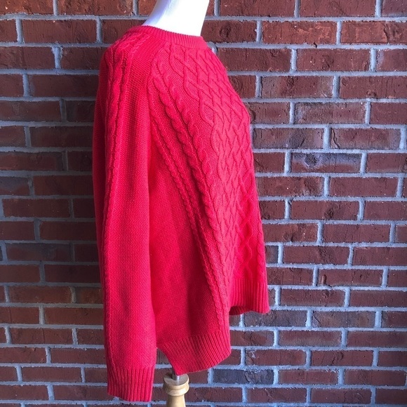 Textured Crew-Neck Sweater - L - Picture 3 of 7